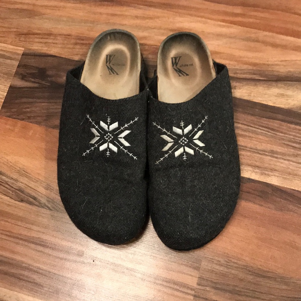 Slippers